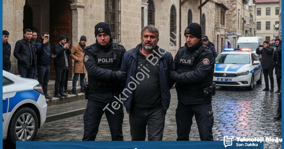 "Afyonkarahisar’da 11 yıl cezalısı polis operasyonuyla yakalandı" başlıklı haber için fotorealistik,