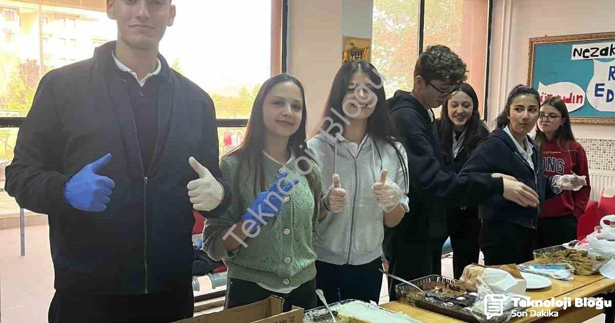 AFYONKARAHİSAR ŞUHUT ANADOLU LİSESİ, ANLAMLI BİR SOSYAL SORUMLULUK PROJESİNE İMZA ATARKEN, OKULDA 'ÇEDES GAZZE İÇİN SEFERBER' TEMALI HAYIR ÇARŞISI DÜZENLENDİ.