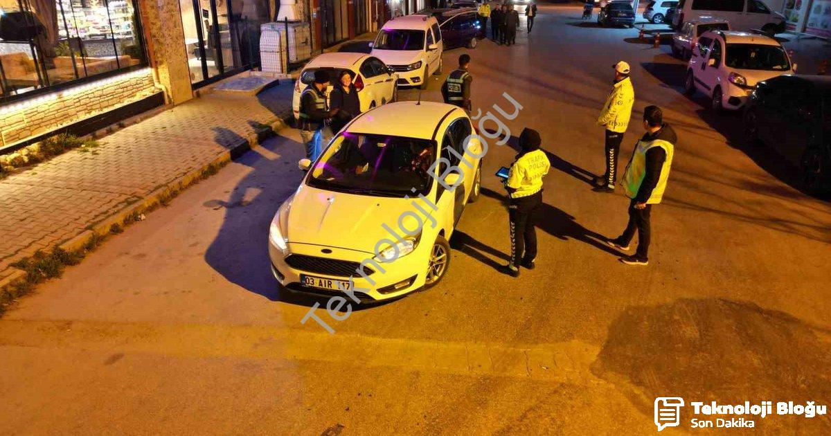 "Bolvadin'de Geniş Çaplı Huzur Operasyonu: Emniyet Güçleri Denetimleri Sıkılaştırdı" başlıklı haber