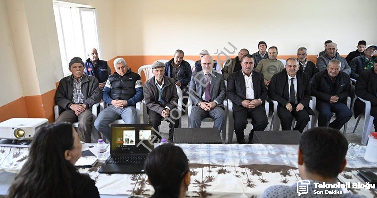 "Uşak Üniversitesi Bilimi Köylere Taşıyor: Yeniköy'de Üreticiyle Buluşma" başlıklı haber için fotore
