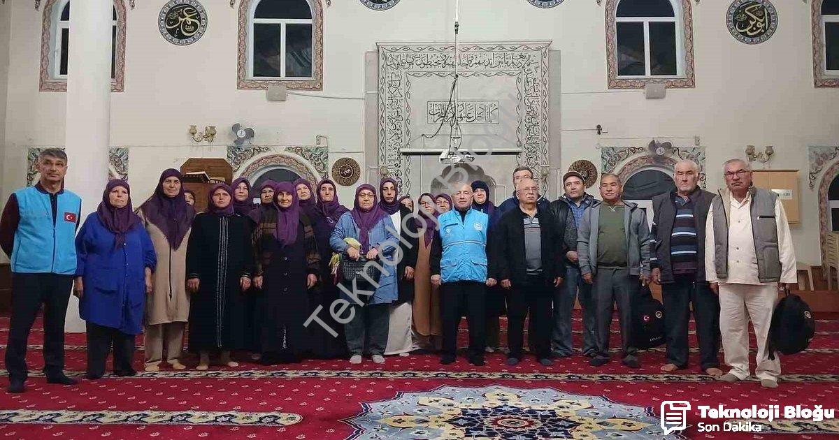 "Yatağan'dan Kutsal Topraklara Duygusal Veda: Umre Kafilesi Yola Çıktı" başlıklı haber için fotoreal