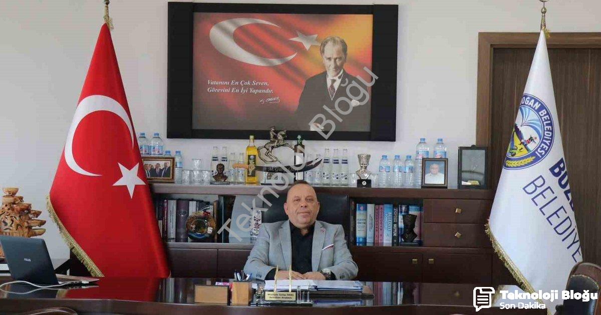 "Bozdoğan'daki Yangın Sonrası Başkandan Kritik Uyarı Geldi" başlıklı haber için fotorealistik, profe