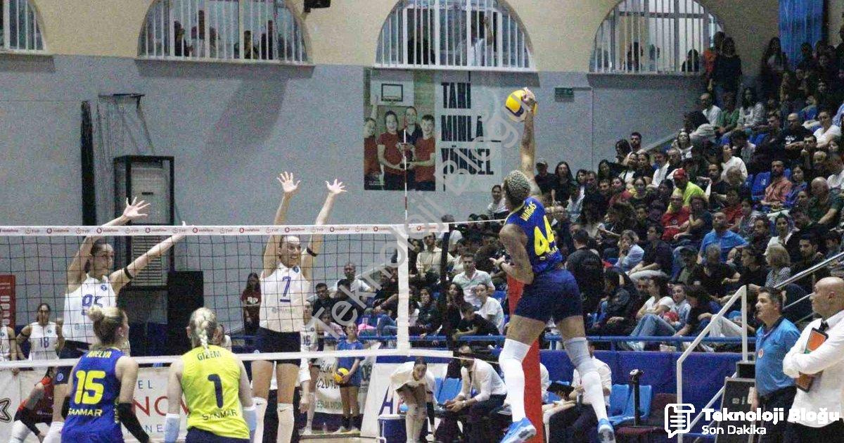 "Sultanlar Ligi'nde Fenerbahçe, Aydın Deplasmanından Galip Döndü: 3-1" başlıklı haber için fotoreali