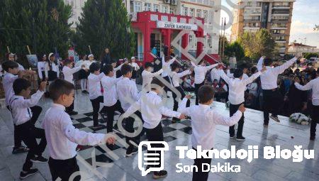 Nazilli’de Öğretmenler Günü Zeybek Gösterisiyle Renklendi