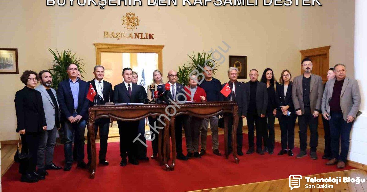 "Muğla’da 17 Bilimsel Kazıya Büyükşehir’den Kapsamlı Destek" başlıklı haber için fotorealistik, prof