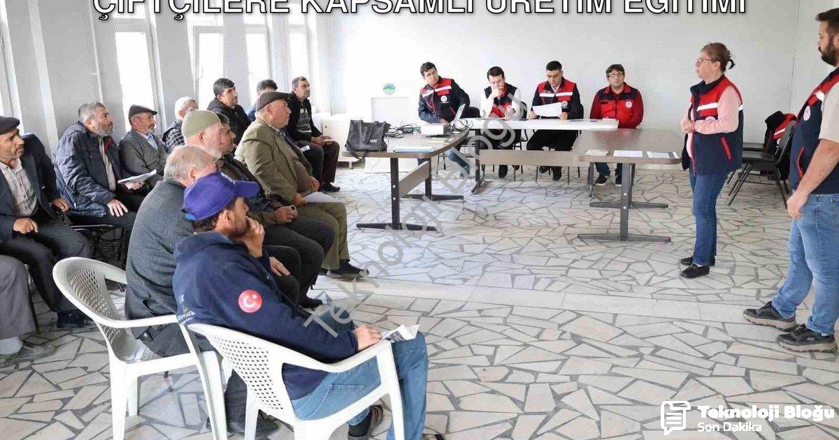 "Afyonkarahisar'da Tarımın Geleceği: Çiftçilere Kapsamlı Üretim Eğitimi" başlıklı haber için fotorea