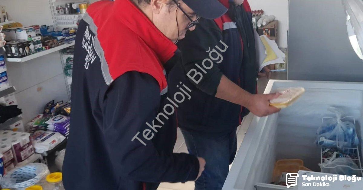 "Koçarlı'da Gıda Güvenliği Seferberliği: Riskli Ürünler Denetlendi" başlıklı haber için fotorealisti