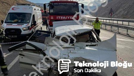 Denizli’de Feci Kaza: Kamyona Çarpan Otomobilde Can Pazarı